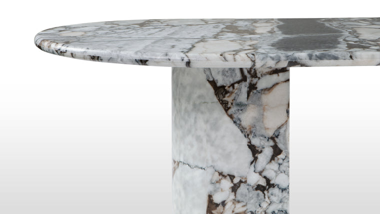 NEO-CLASSICAL FORM | Reminiscent of classical Roman architecture - impressive, monolithic, and swathed in marble - this modern take on Italian design has all the hallmarks of classical splendour reimagined for contemporary living.
