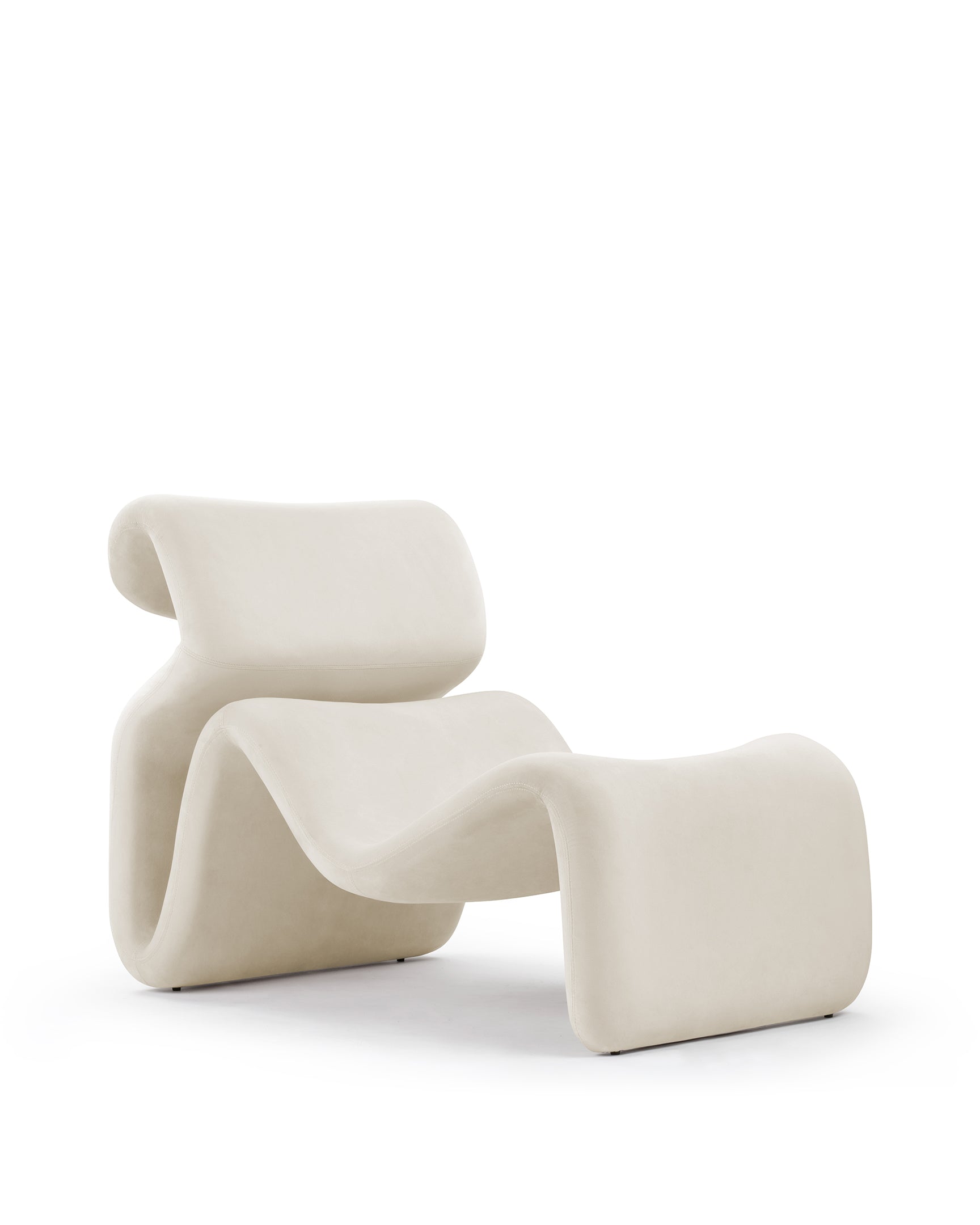 Etcetera Lounge Chair, Champagne Velvet – Interior Icons