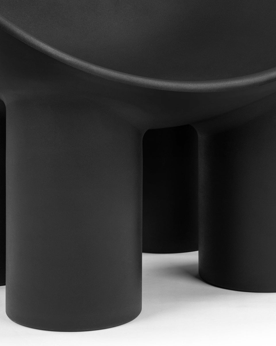 Roly Poly Indoor/Outdoor Chair, Black – Interior Icons