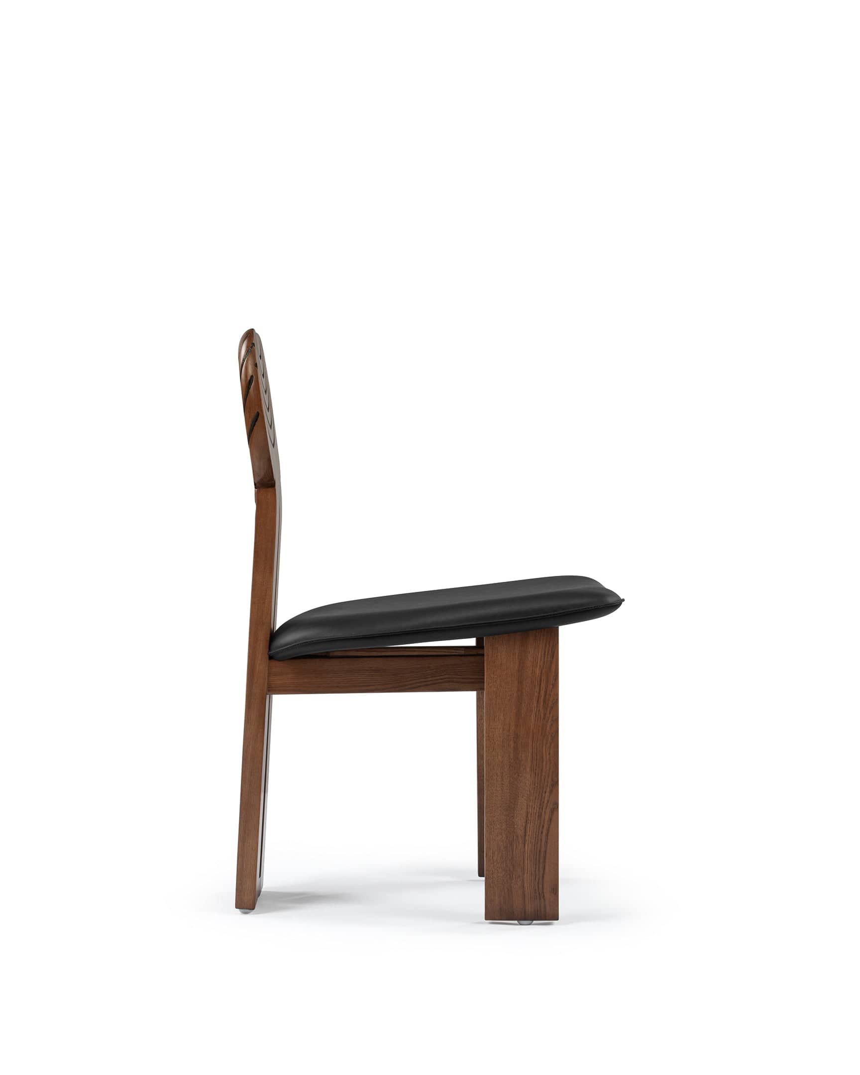Africa Chair, Walnut – Interior Icons