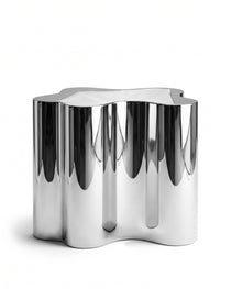 Skyr High Table