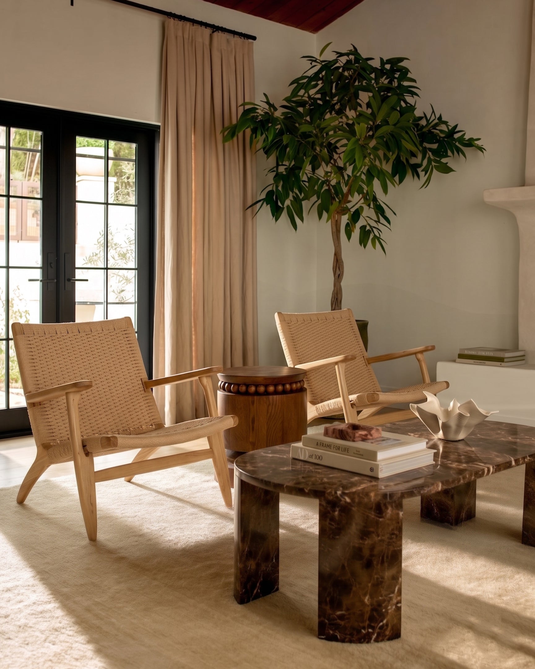 CH25 Easy Chair, Ash – Interior Icons