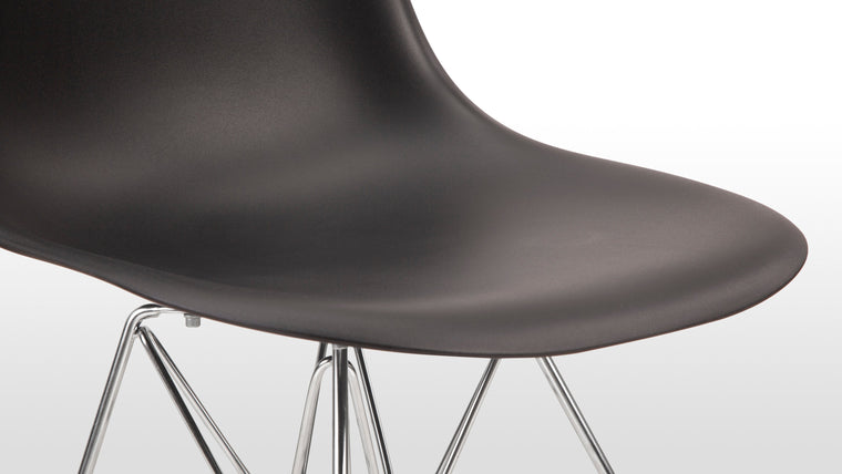 Ergonomically designed|It’s often the most minimalistic designs that are infused with the most comfort. This contemporary chair is ergonomically crafted, making for a comfortable seating experience in a home or business setting.
