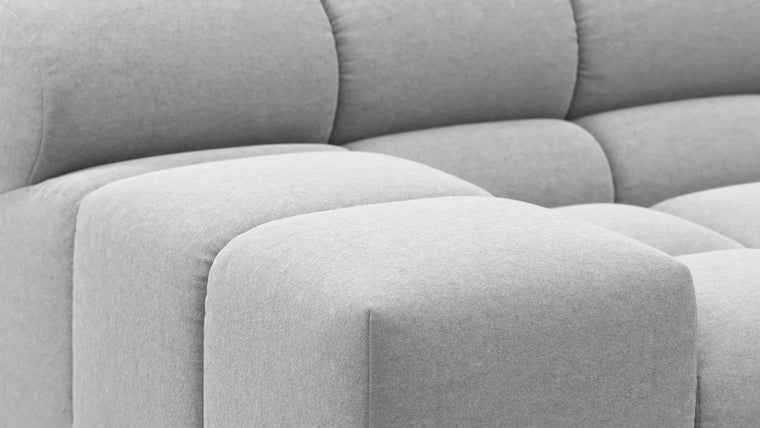 STYLISH SILHOUETTE | Striking the perfect balance between relaxed and refined, the hallmarks of the Tufted are its restrained curves and contours. Equally at home in contemporary and retro settings, this versatile piece will draw the eye and invite you in.
