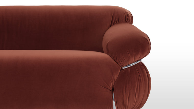 ICONIC DESIGN | With its sumptuous cushions and ergonomic design, the Sesann Sofa offers a luxurious seating experience. Sink into the plush cushions and experience the perfect balance of comfort and support. The thoughtfully chosen upholstery adds a touch of sophistication and invites you to indulge in its tactile beauty.
