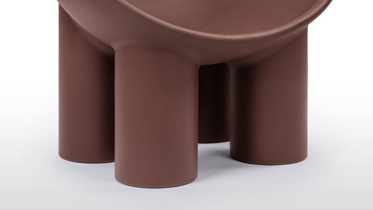 From Mold to Masterpiece | Constructed from rotational-molded polyethylene, the Roly Poly chair is both lightweight and durable. This material choice not only contributes to the chair's modern, industrial look but also makes it suitable for both indoor and outdoor use.
