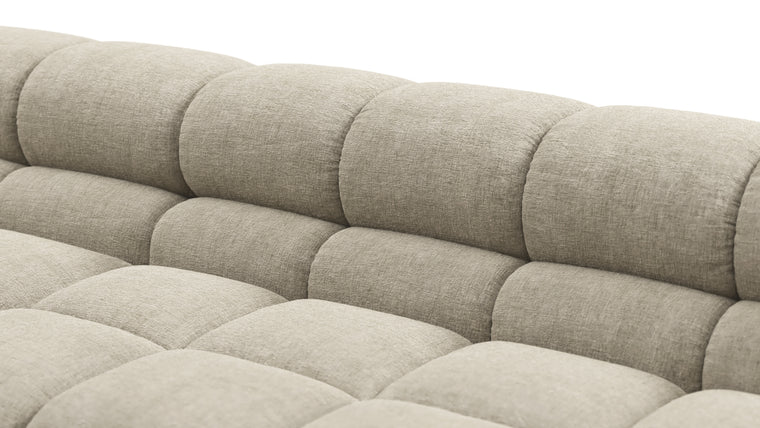 STYLISH SILHOUETTE | Striking the perfect balance between relaxed and refined, the hallmarks of the Tufted are its restrained curves and contours. Equally at home in contemporary and retro settings, this versatile piece will draw the eye and invite you in.
