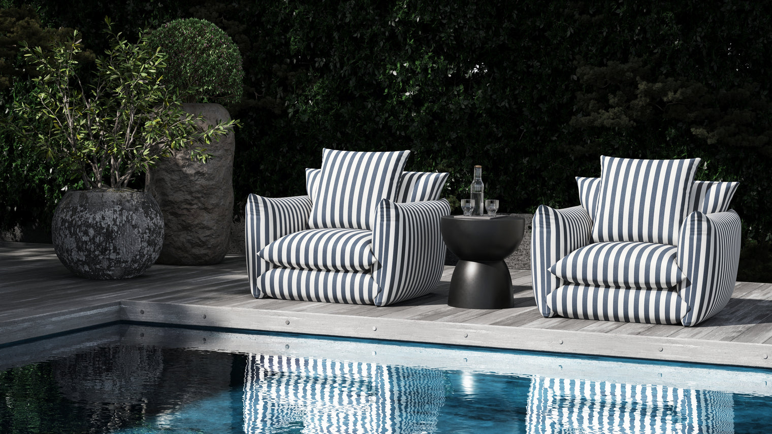 Hoxton - Hoxton Indoor/Outdoor Lounge Chair, Navy Stripe