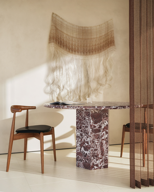 Saga Round Dining Table, 47in