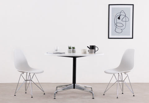 Segmented - Round Segmented Table, White